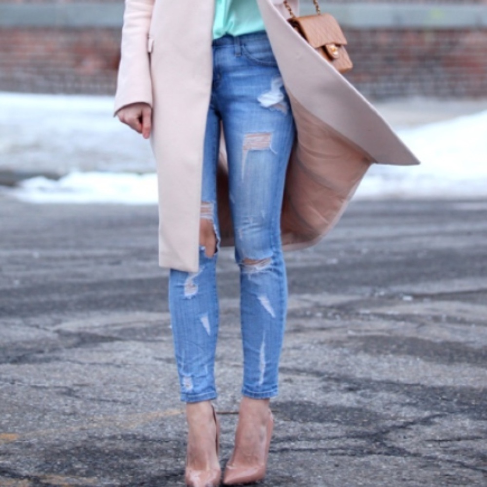 Current Elliott Stiletto Shredded Skinny Jeans 24